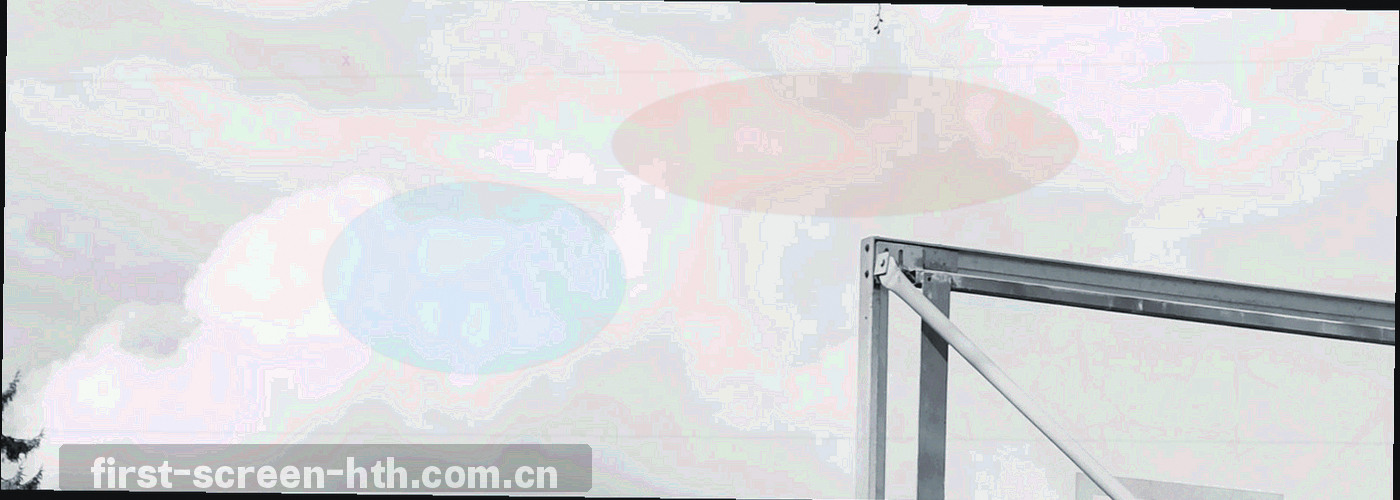 细线网格与柔和蓝绿渐变交叠构成的抽象纹理